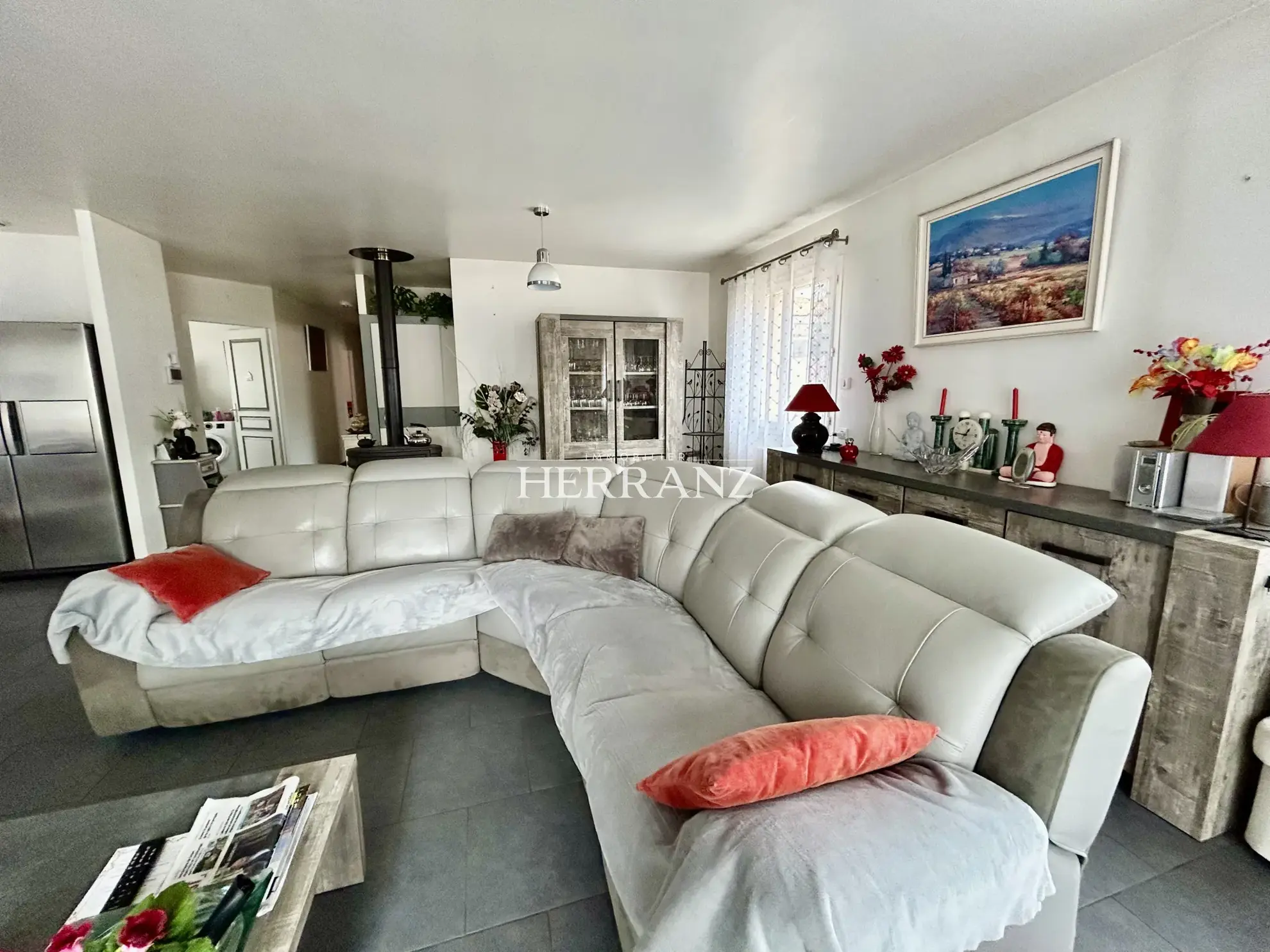 Charmante maison de plain-pied avec garage et jardin clos à Saint Denis de Pile 