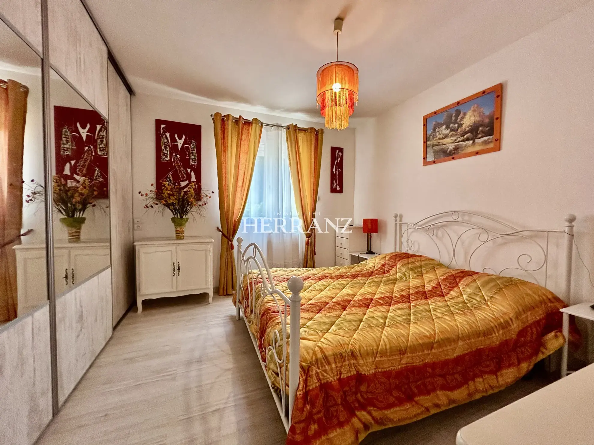 Charmante maison de plain-pied avec garage et jardin clos à Saint Denis de Pile 