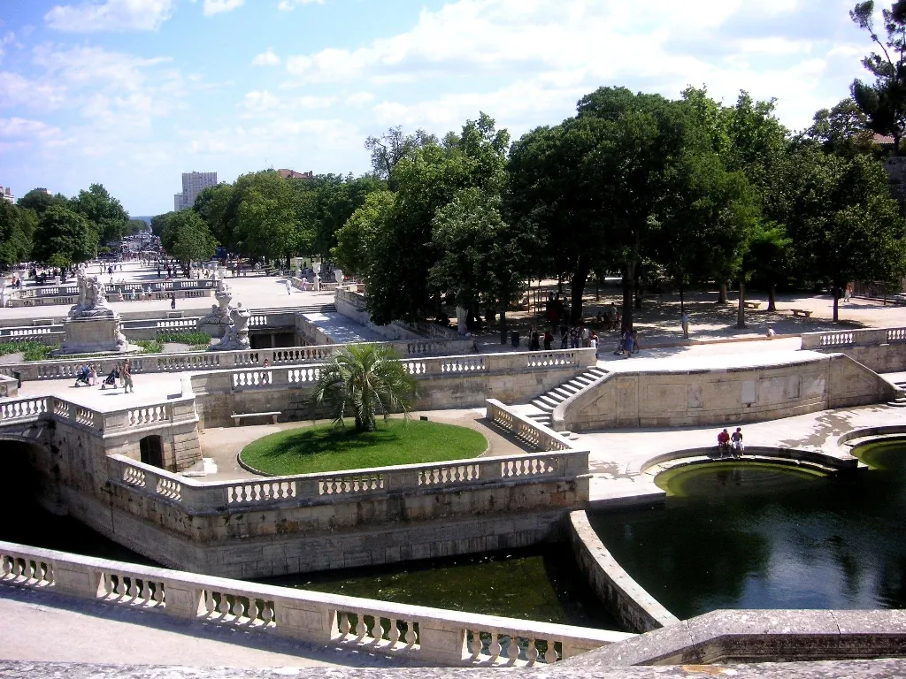 Appartement T3 à Nîmes proche Jardins de la Fontaine avec Loggia et garage en option 