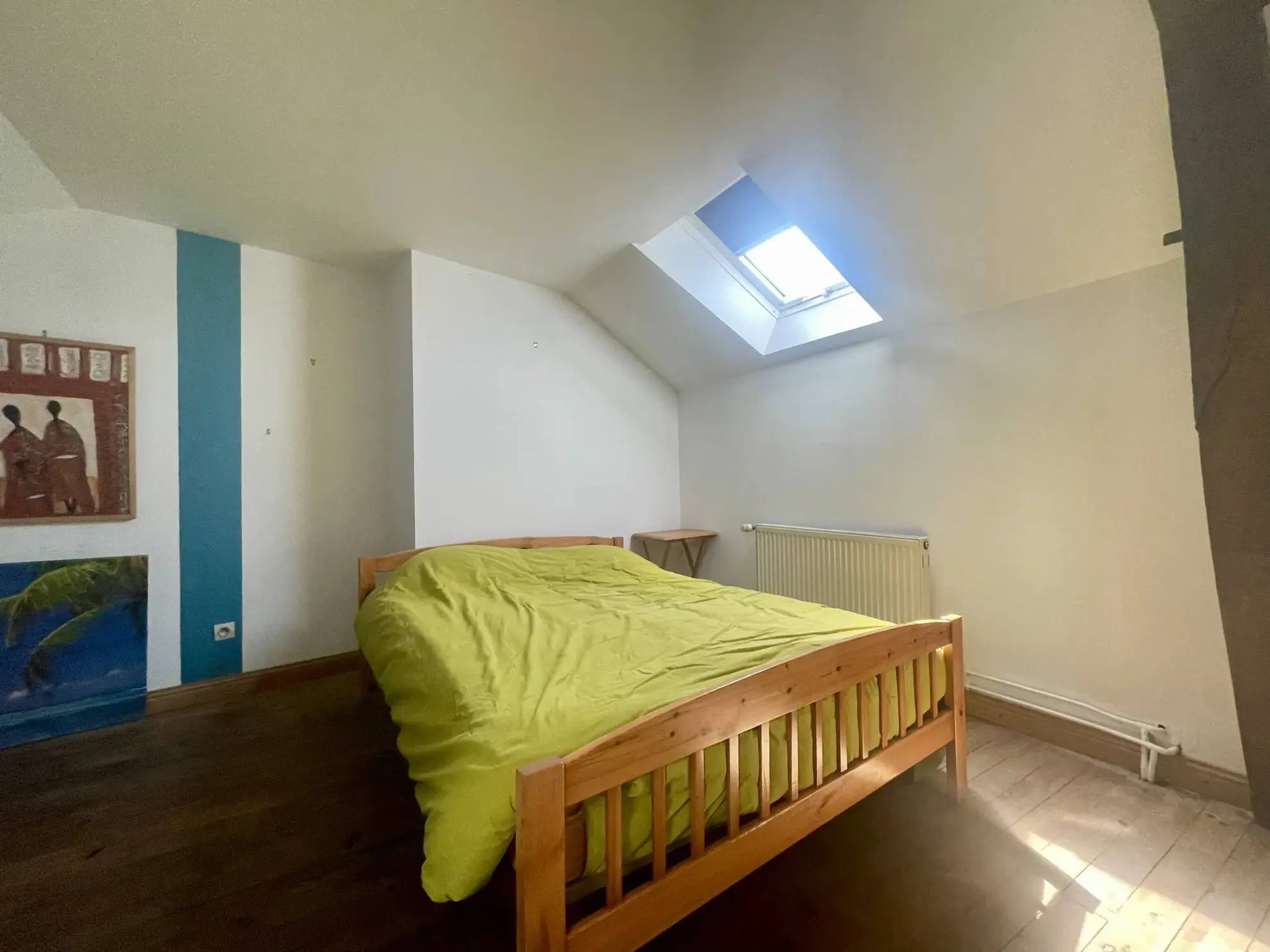 À vendre maison avec 3 chambres à Vic, centre-ville, garage et jardin 