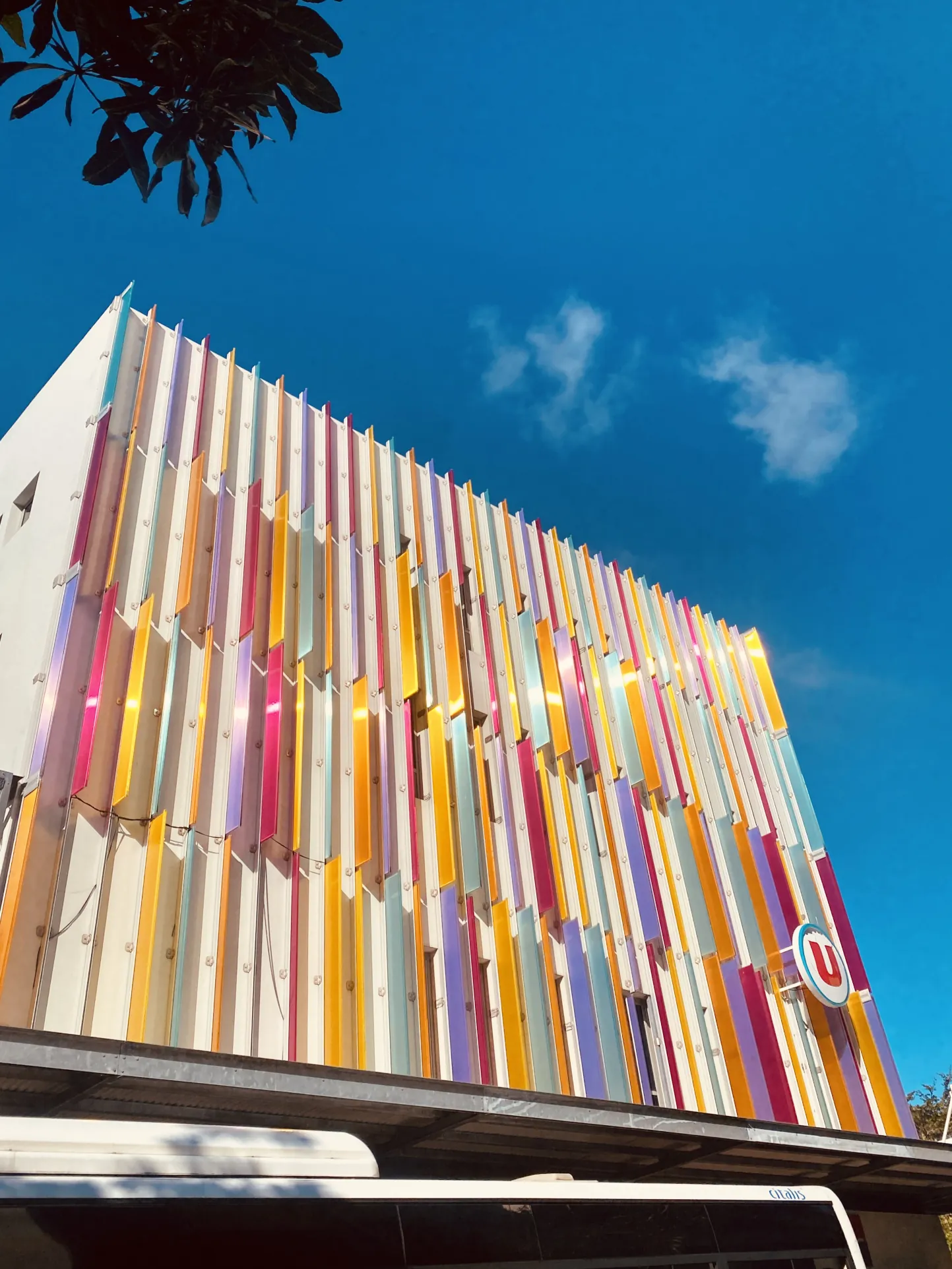 Parcelle constructible sécurisée de 367 m² à Sainte-Marie – Jardin du Golf 