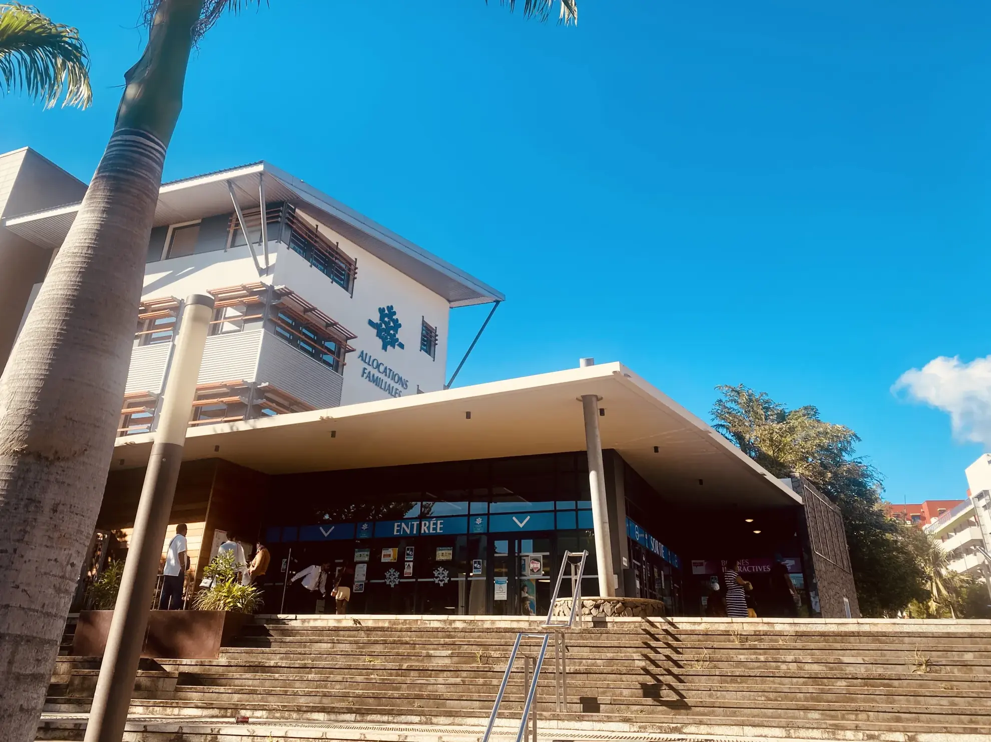 Parcelle constructible sécurisée de 367 m² à Sainte-Marie – Jardin du Golf 