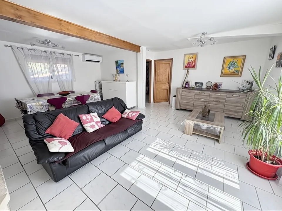 Charmante maison de plain-pied 3 pièces avec jardin à Istres dans secteur paisible 