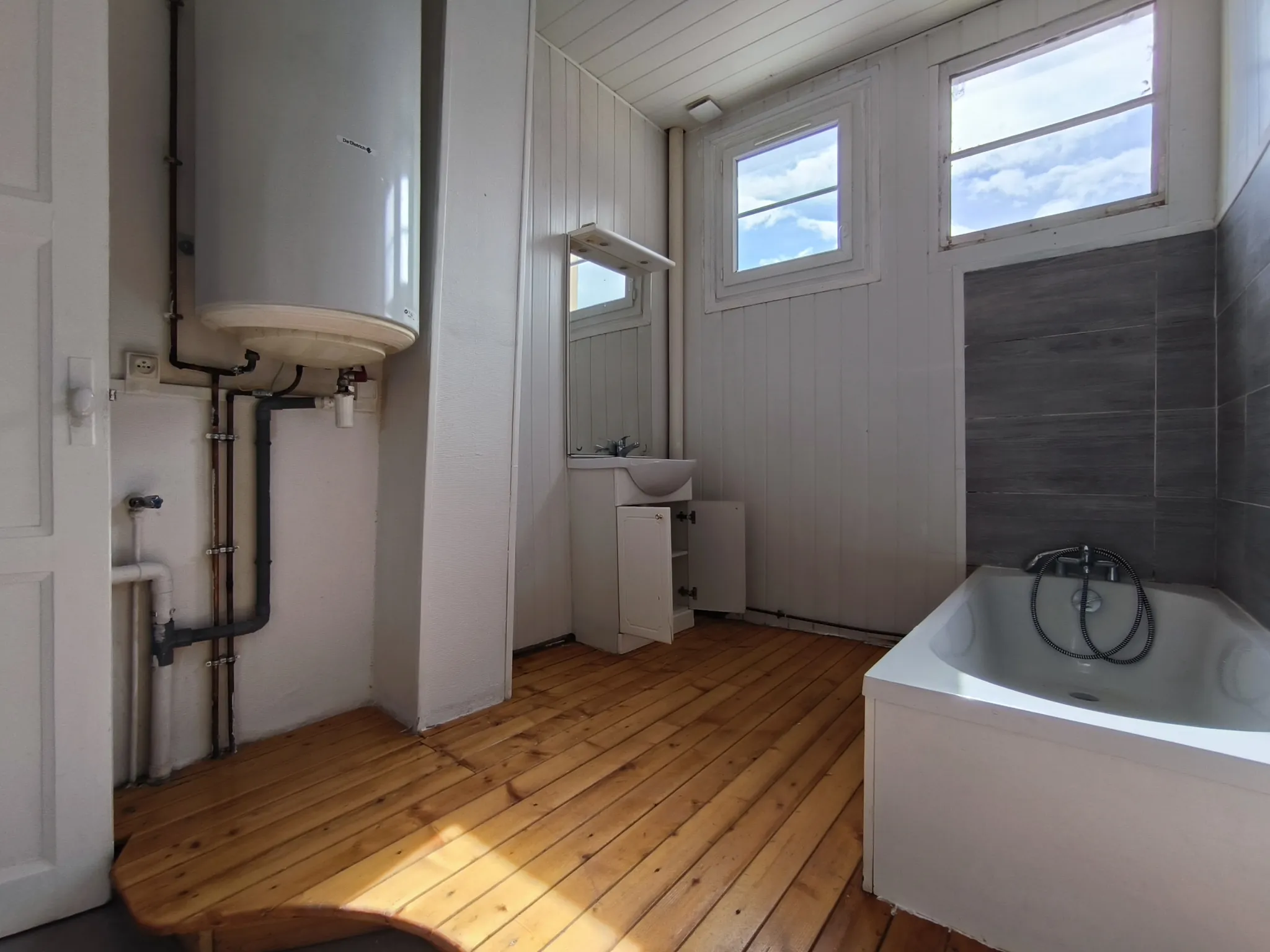 Appartement 3 pièces de 69 m2 à Elbeuf – Investissement ou Premier Achat 