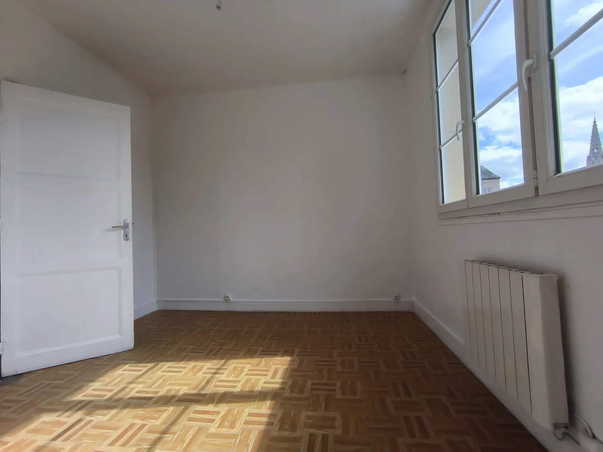 Appartement 3 pièces de 69 m2 à Elbeuf – Investissement ou Premier Achat 