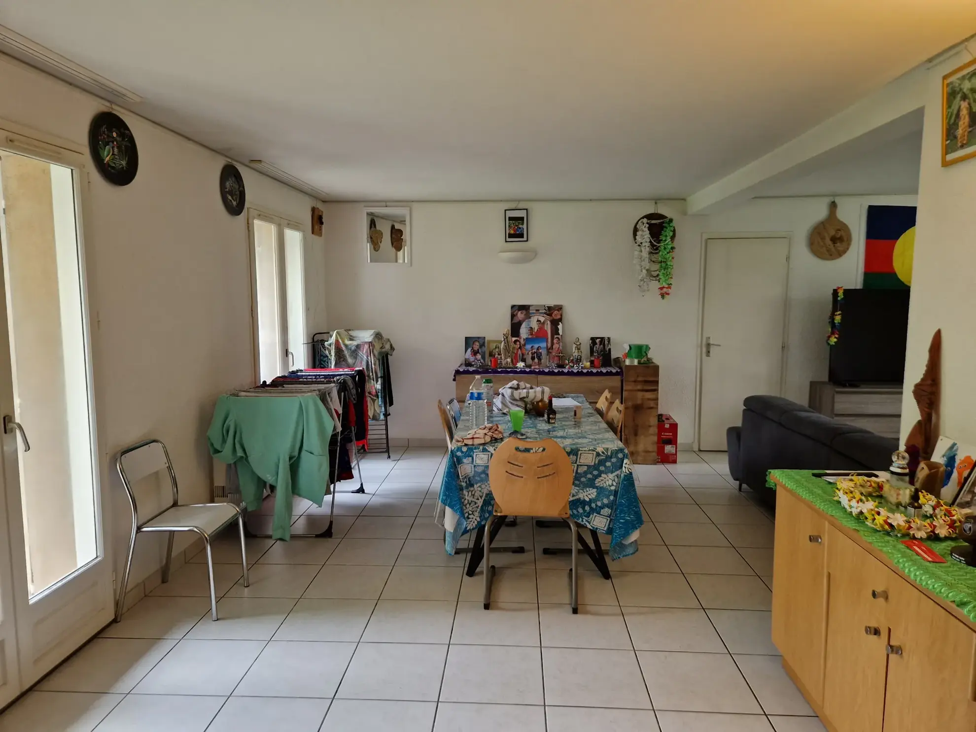 Maison familiale avec jardin et garage en centre-ville d'Autun 