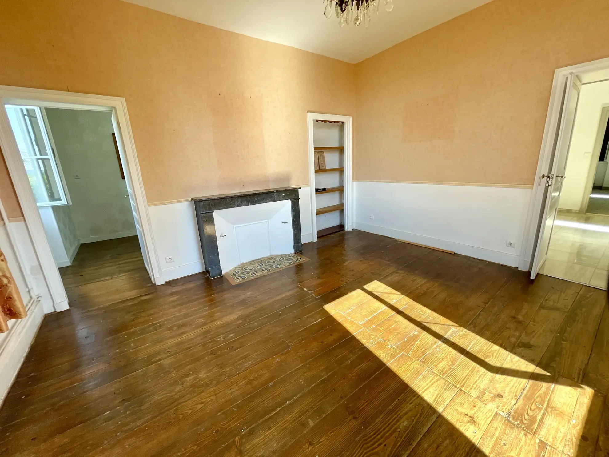 Maison ancienne avec jardin à Vic-Fezensac, charme Gascon, 4 chambres, garage et terrain arboré 