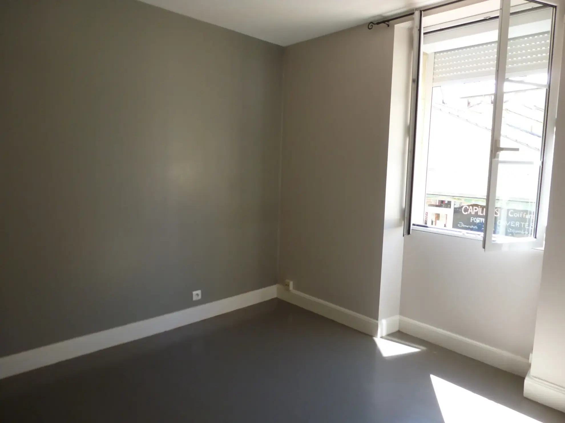 Immeuble à vendre à Sarlat, bon rapport locatif, aucun travaux à prévoir 