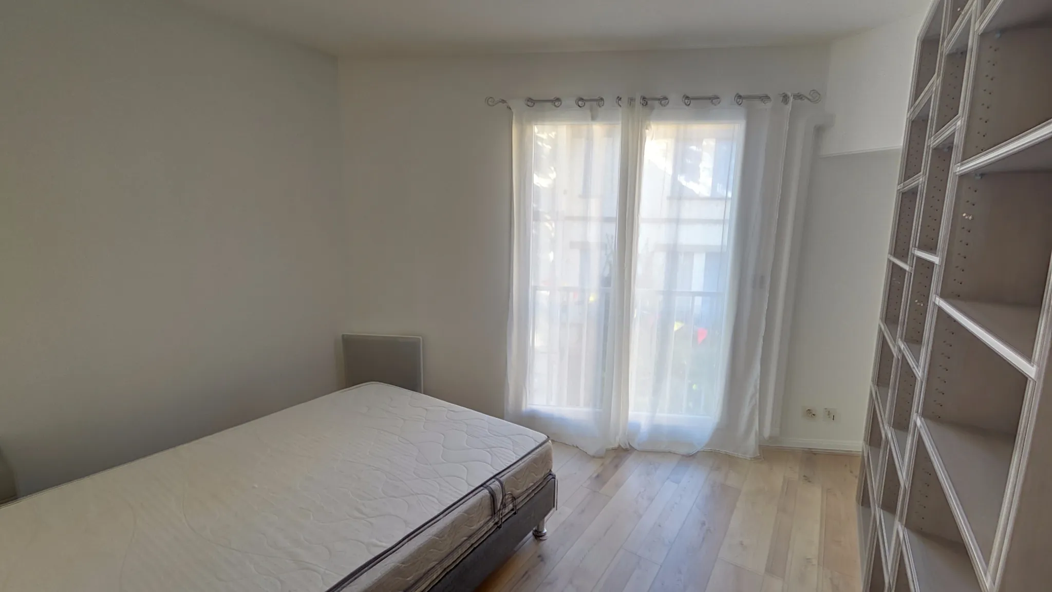 Appartement F3 rénové avec ascenseur à Céret – Lumineux et moderne 