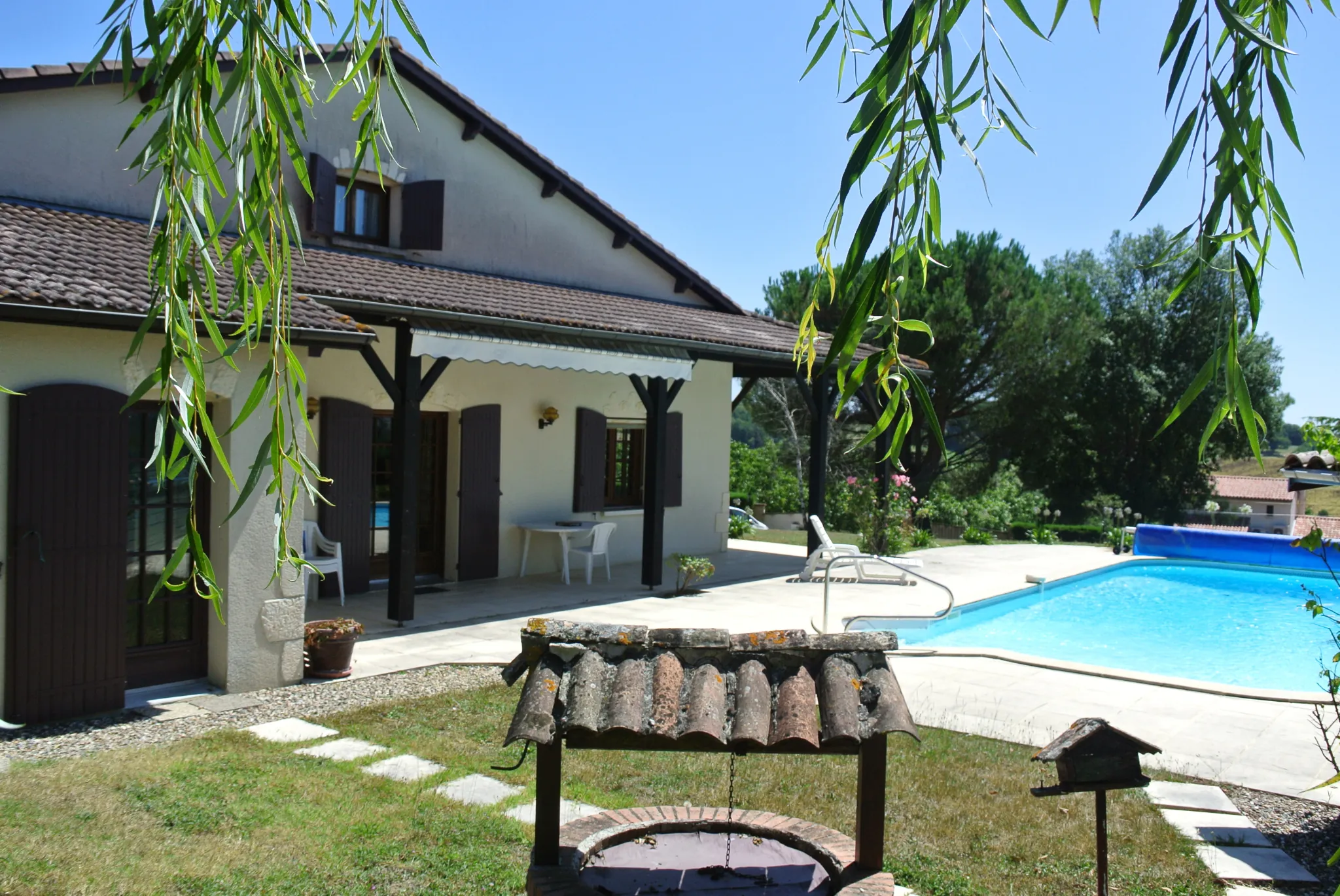 Belle maison familiale avec piscine et garage à St Barthélemy d'Agenais