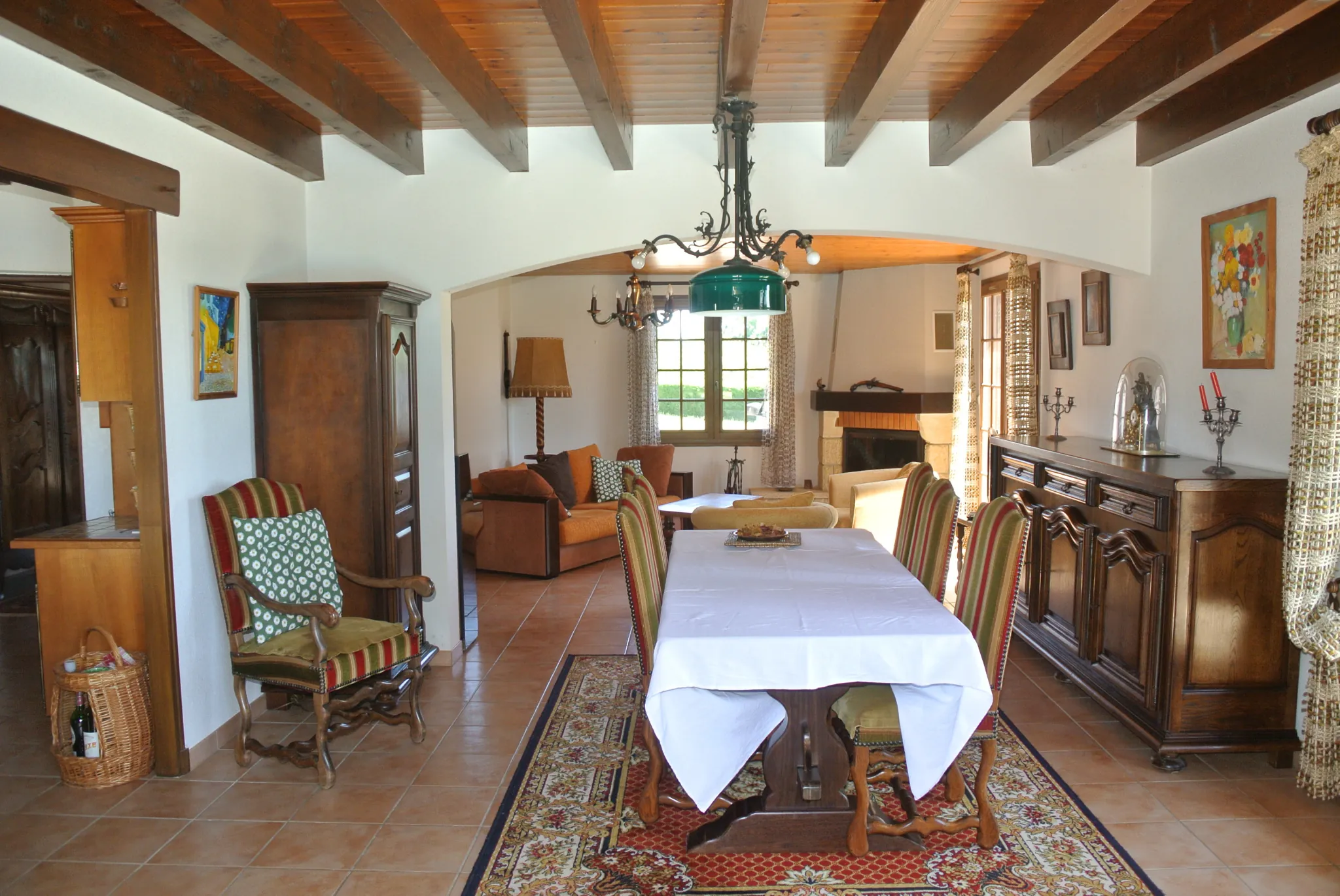 Belle maison familiale avec piscine et garage à St Barthélemy d'Agenais 