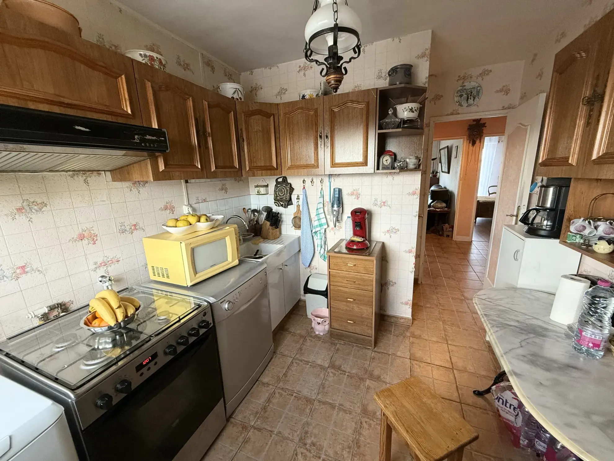 Appartement traversant de 58m² avec parking et cave à Troyes 