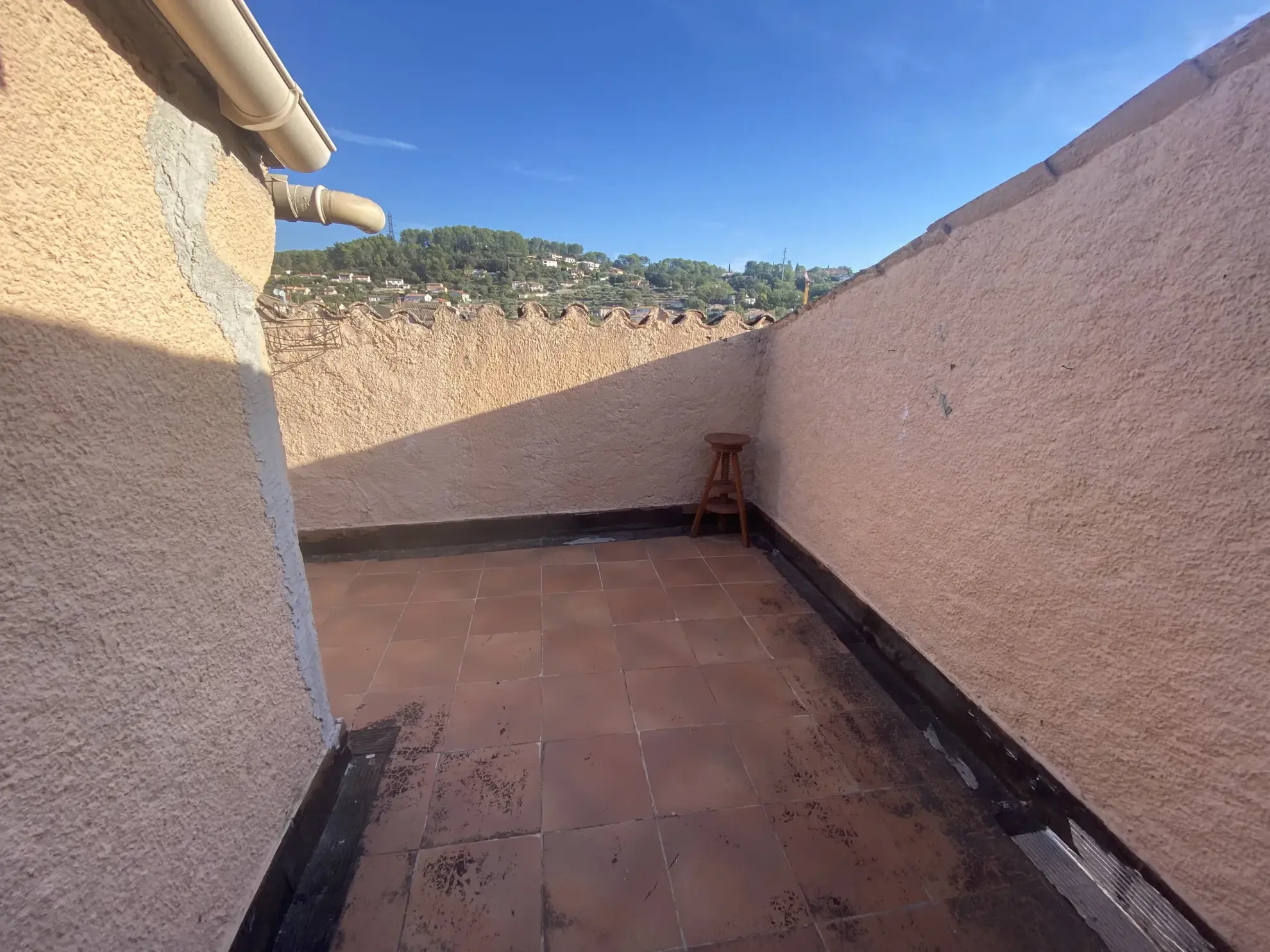 Appartement duplex avec terrasse tropézienne à Trans-en-Provence 