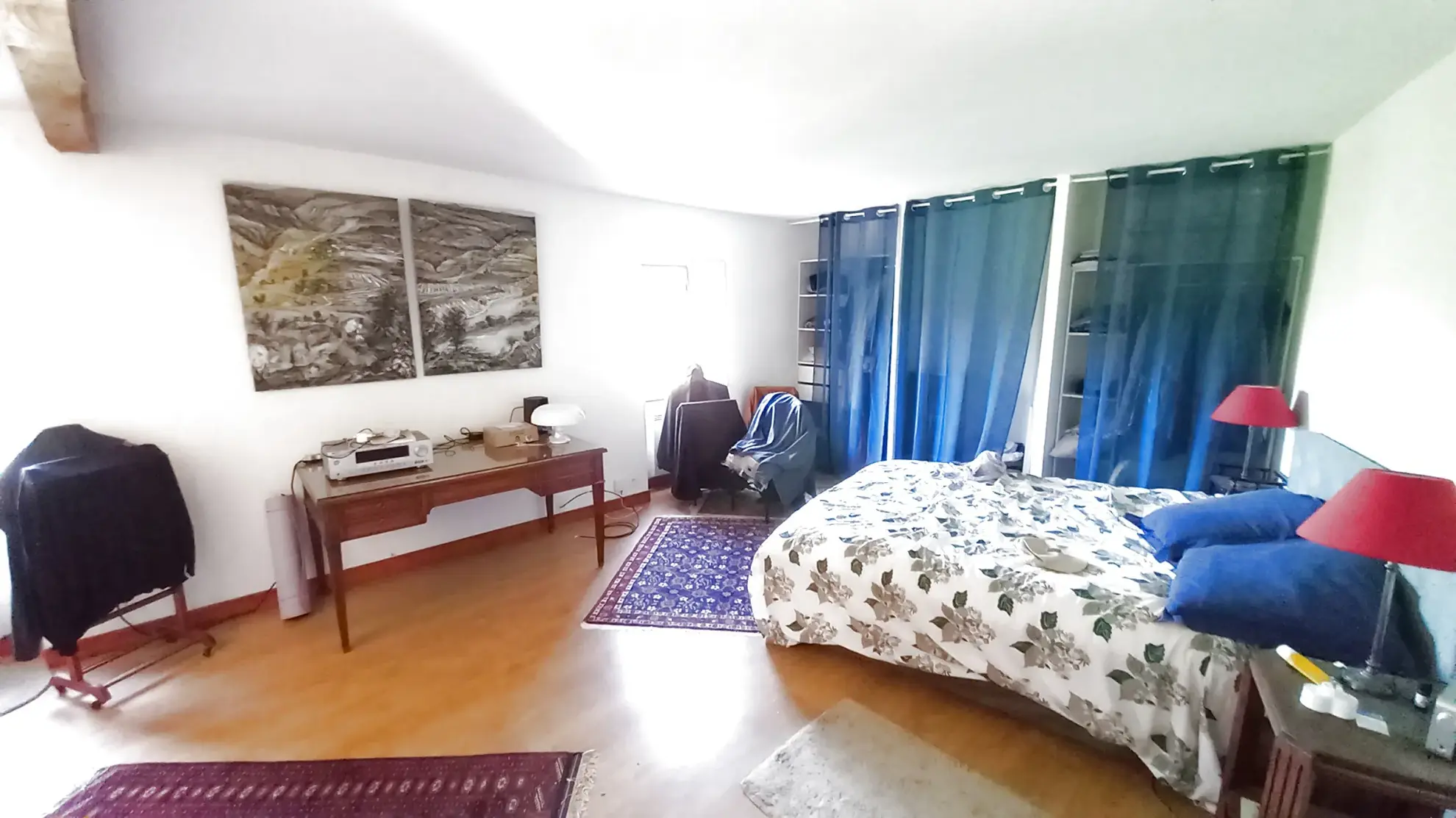 Magnifique maison en pierres rénovée à Colombières sur Orb avec terrasse et cave voûtée 