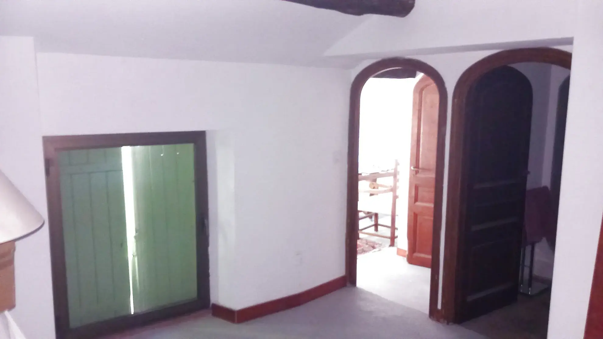 Magnifique maison en pierres rénovée à Colombières sur Orb avec terrasse et cave voûtée 