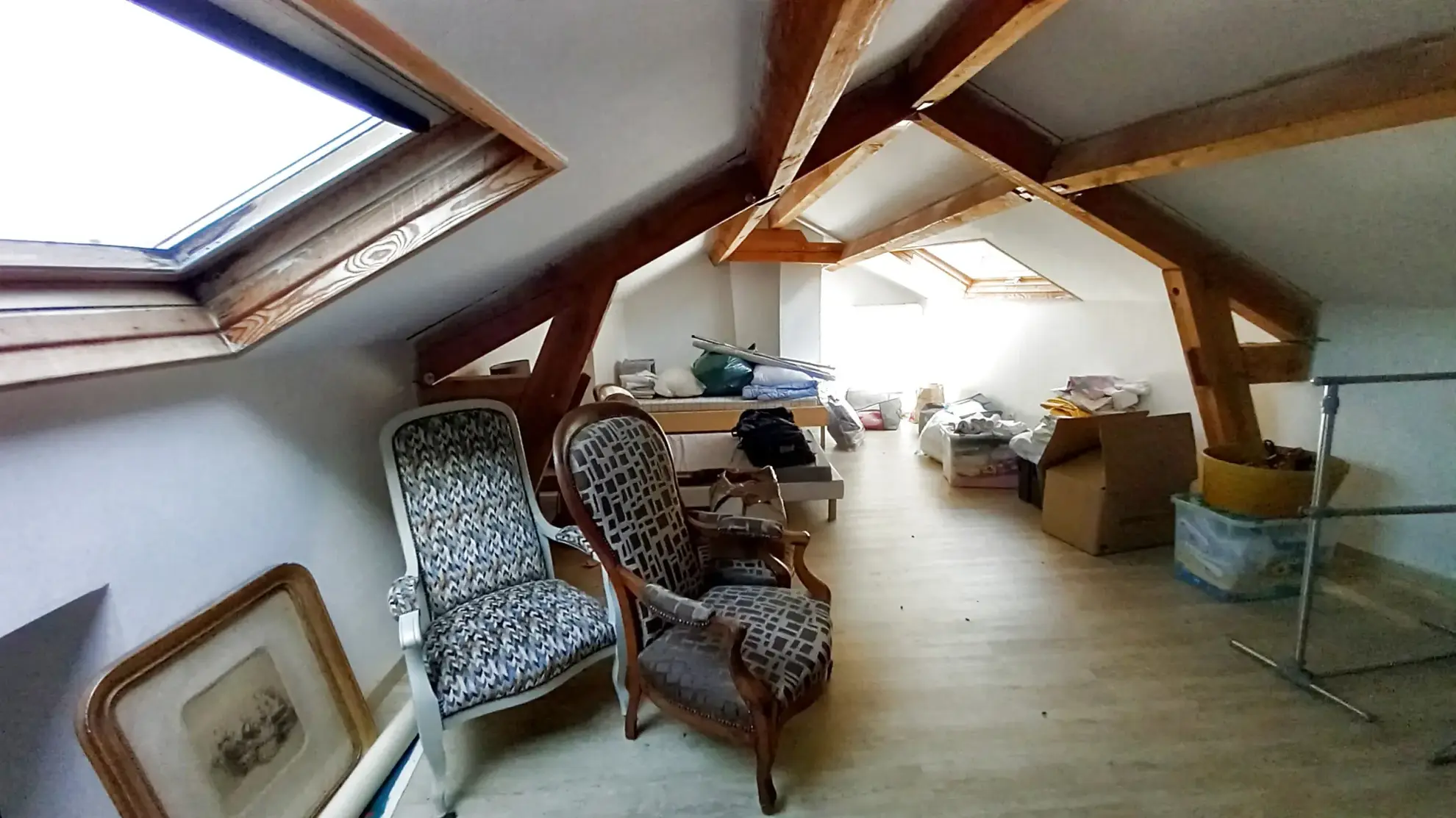 Magnifique maison en pierres rénovée à Colombières sur Orb avec terrasse et cave voûtée 