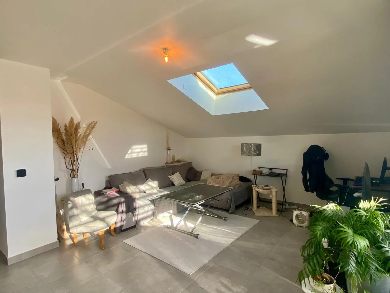 Bel appartement T4 en dernier étage avec terrasse à Tournefeuille