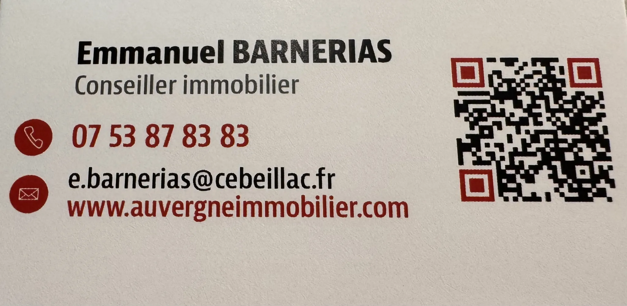 Belle maison rénovée avec gîte à Cézens, proche du Plomb du Cantal, entièrement équipée et orientée sud 