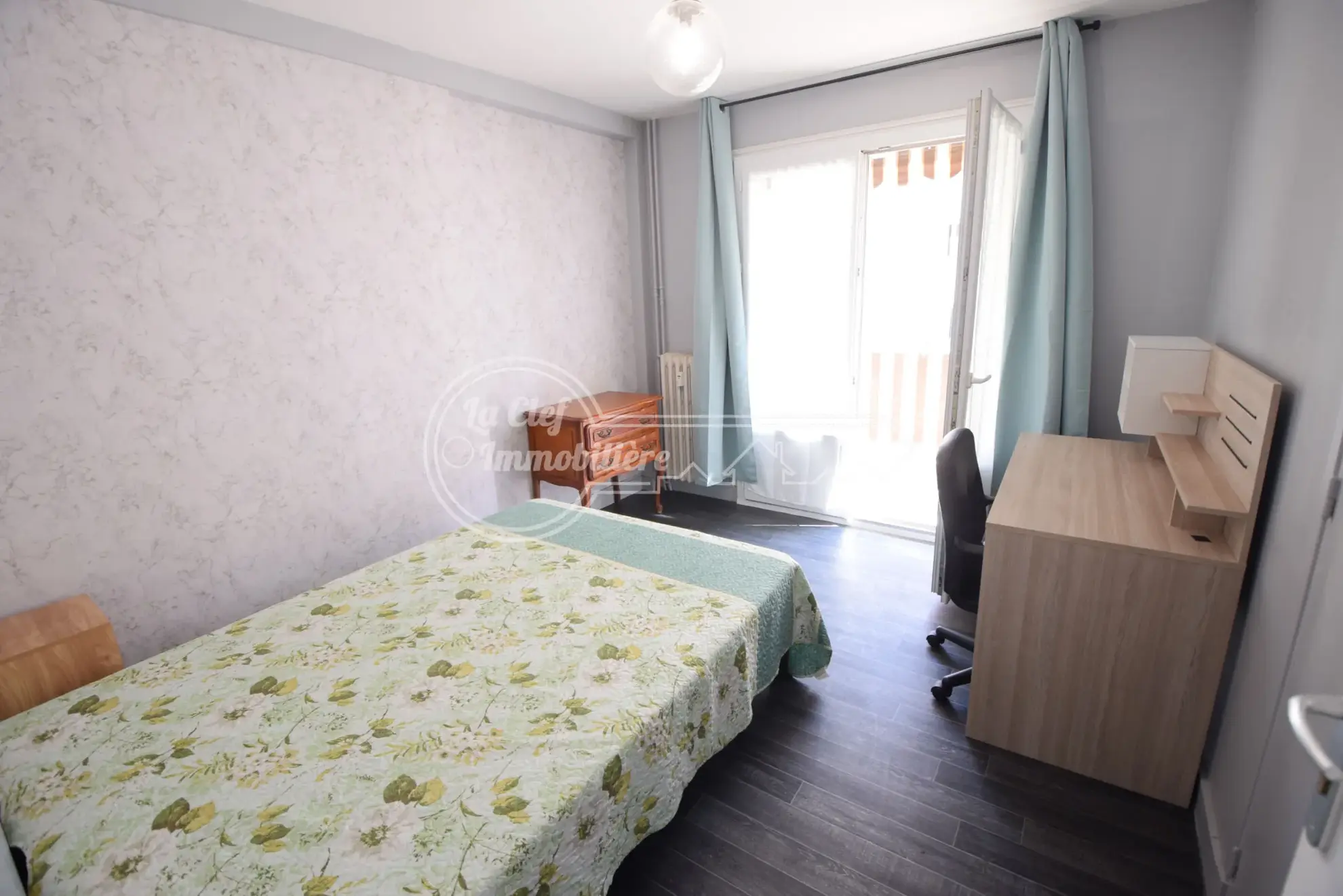 Appartement 4 pièces à Nice près de Saint Roch avec balcon et cave 