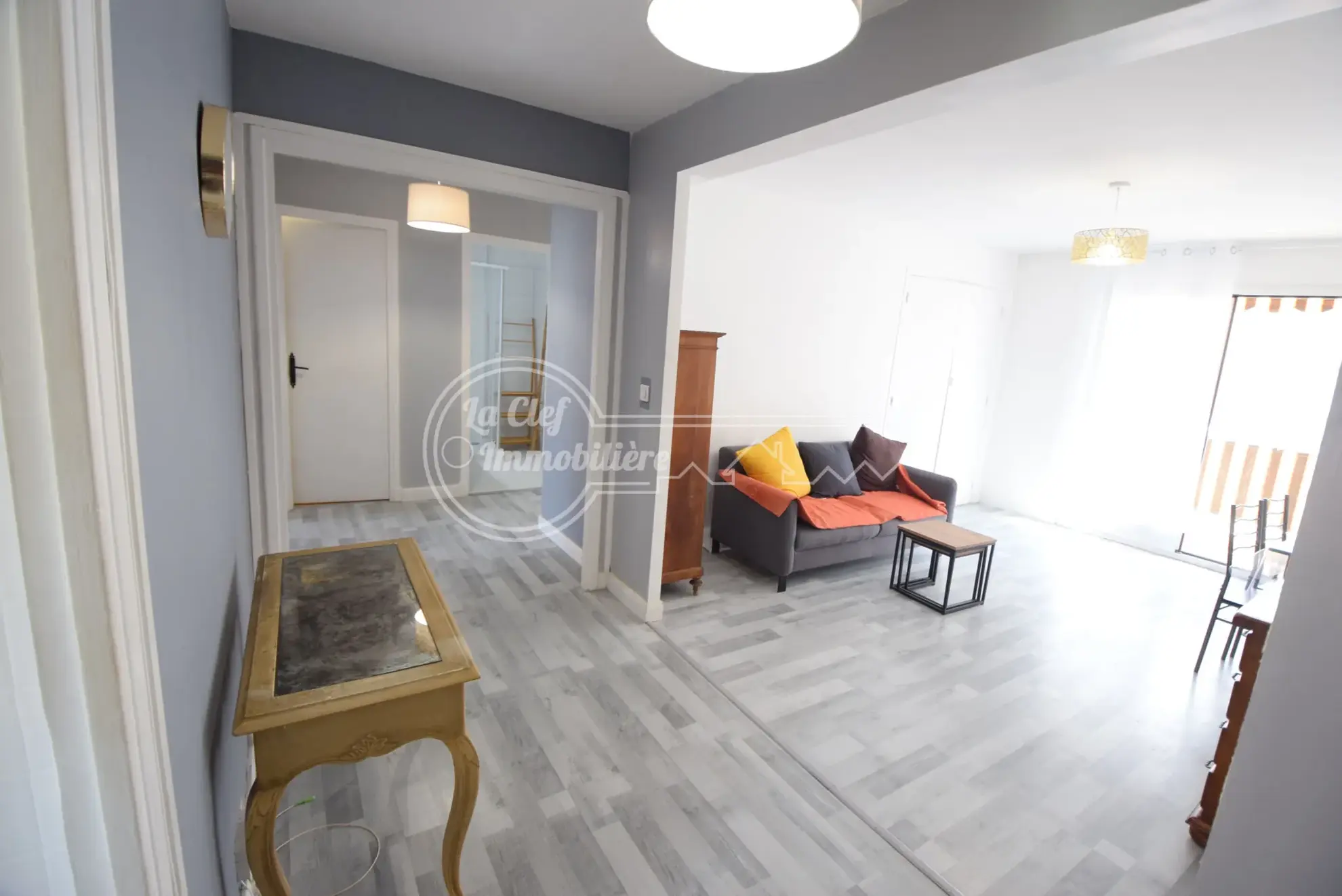 Appartement 4 pièces à Nice près de Saint Roch avec balcon et cave 