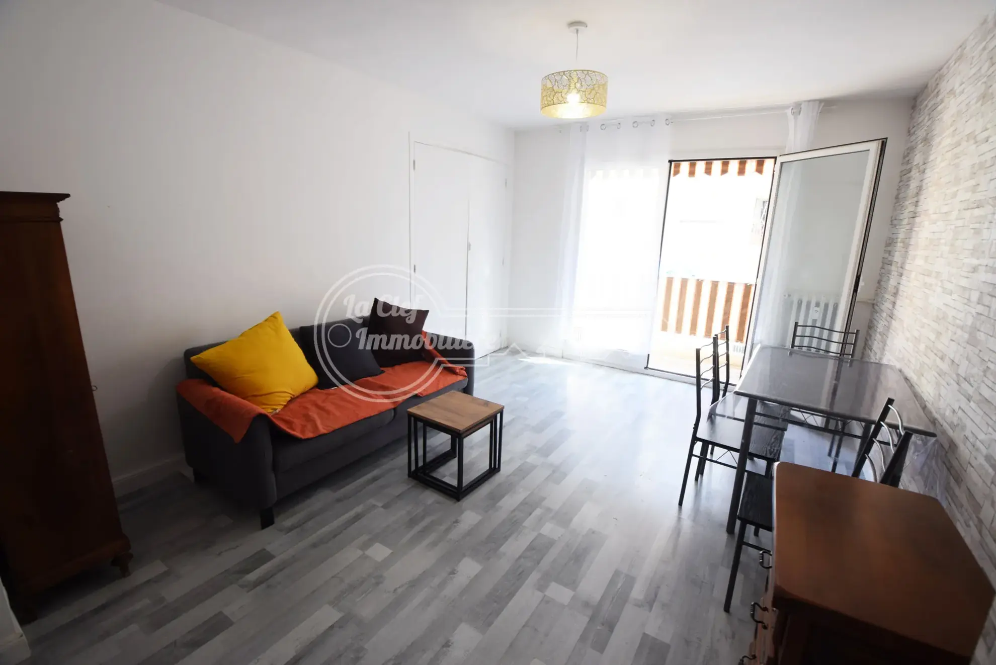 Appartement 4 pièces à Nice près de Saint Roch avec balcon et cave 