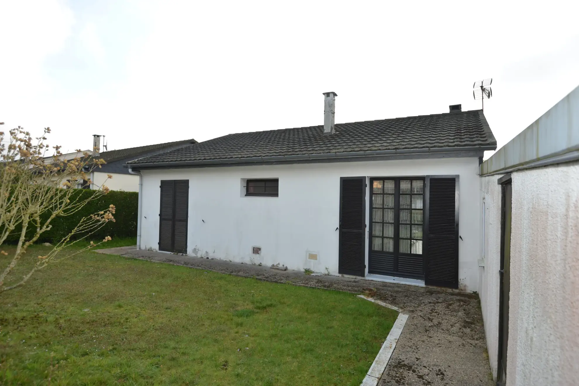 Maison de plain-pied avec jardin et garage à Port Jérôme-sur-Seine 