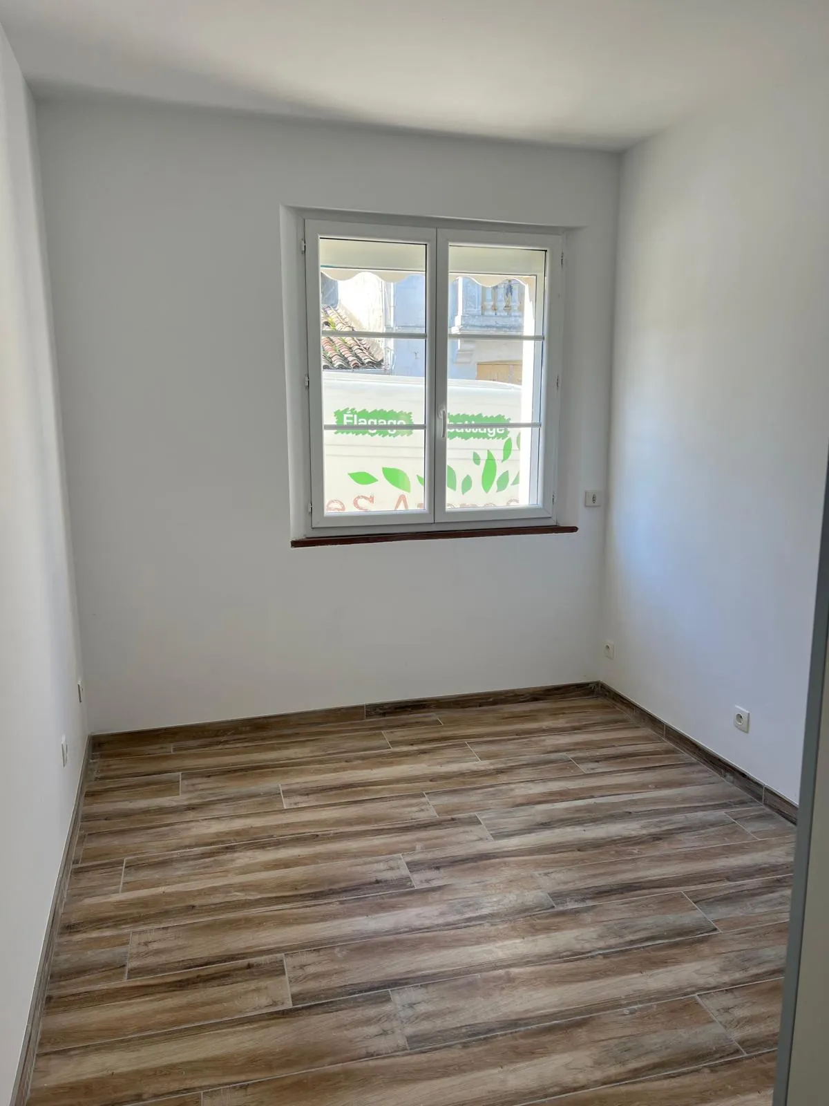 Appartement T2 avec terrasse et parking au cœur de Royan - 55,92 m² 