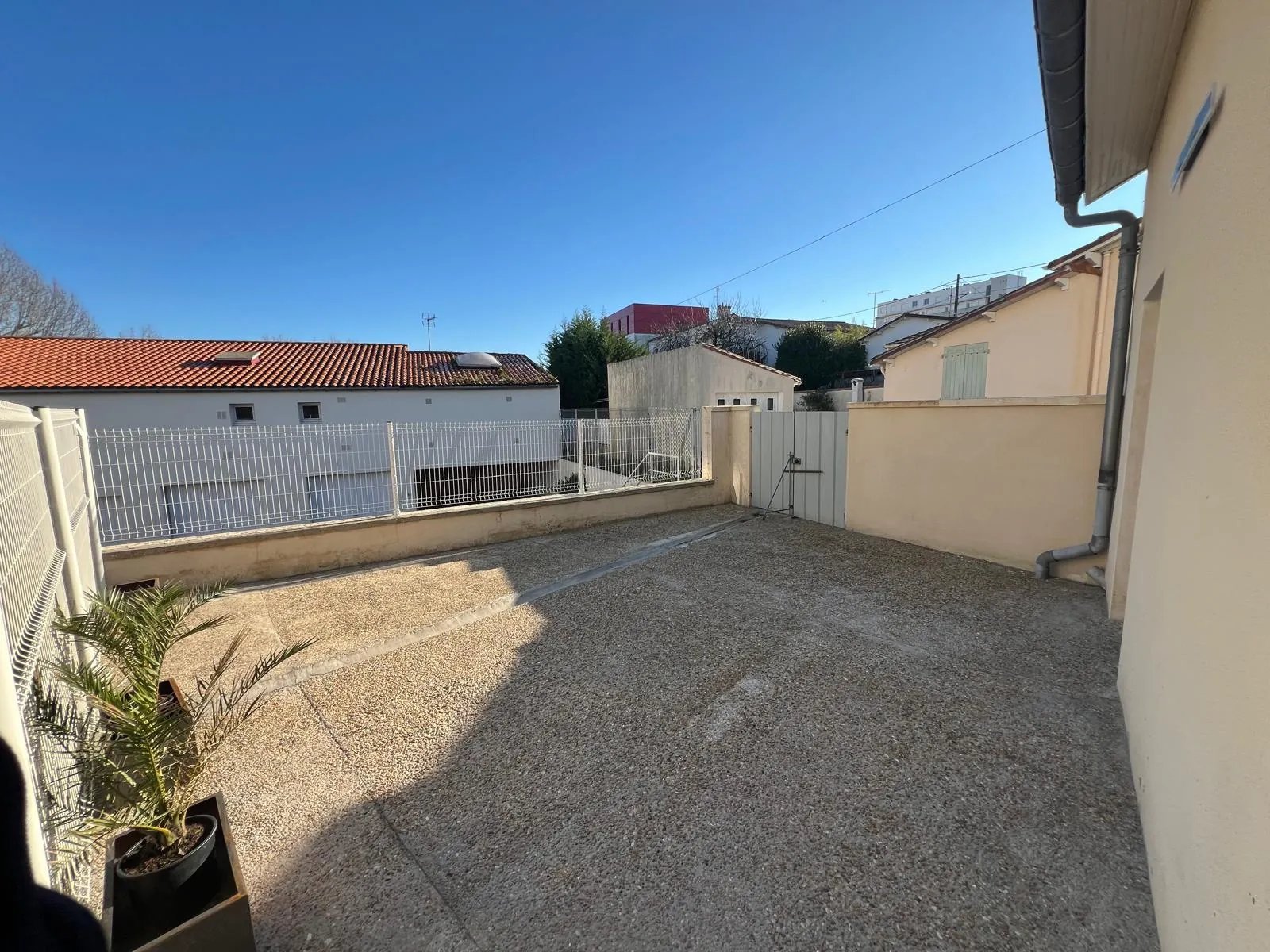 Appartement T2 avec terrasse et parking au cœur de Royan - 55,92 m² 