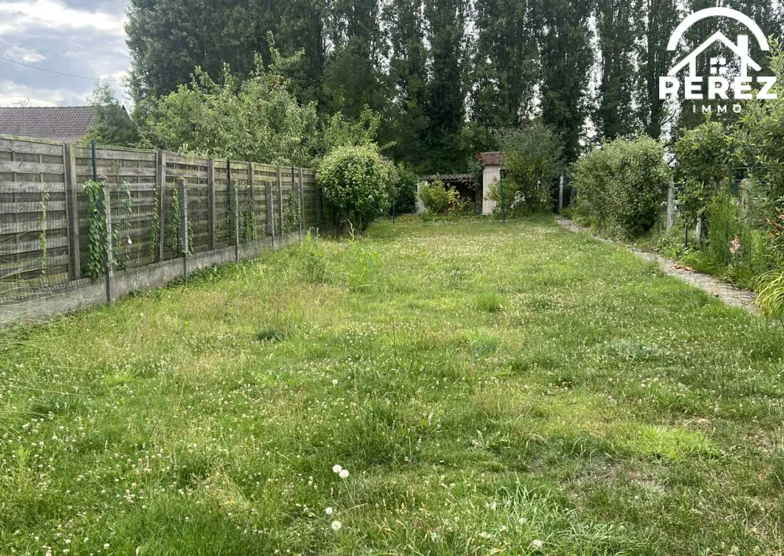 Maison à vendre à Roncq de 112m² avec jardin et garage, idéal famille 