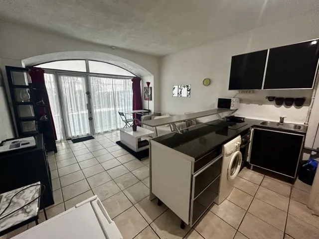 Appartement T1 à vendre à Aix-en-Provence, proche centre, avec parking et cave