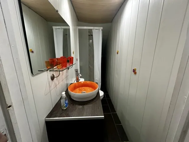 Appartement T1 à vendre à Aix-en-Provence, proche centre, avec parking et cave 