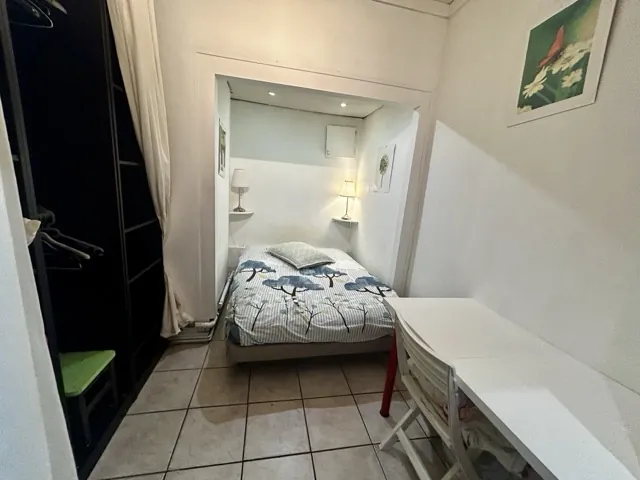 Appartement T1 à vendre à Aix-en-Provence, proche centre, avec parking et cave 