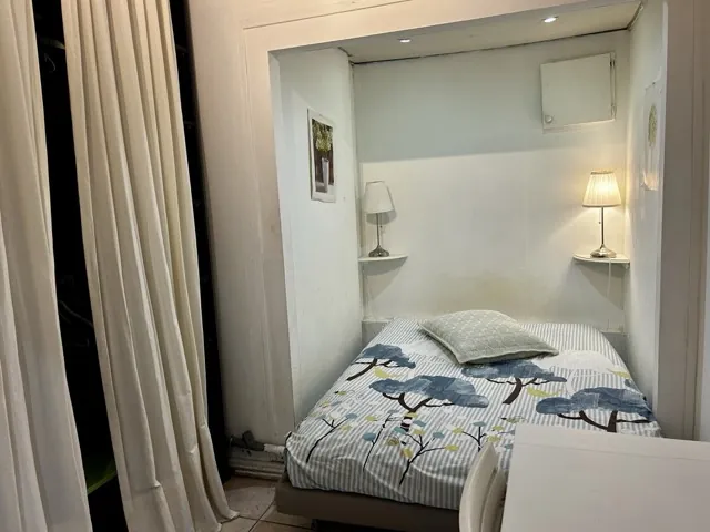 Appartement T1 à vendre à Aix-en-Provence, proche centre, avec parking et cave 