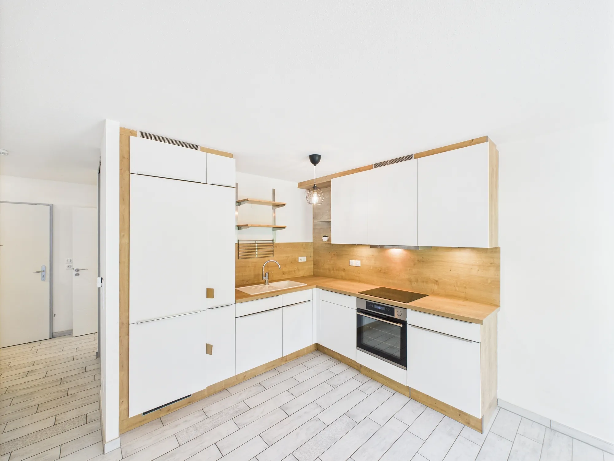 Appartement T3 de haut standing à Saint-Louis avec terrasse et garage 