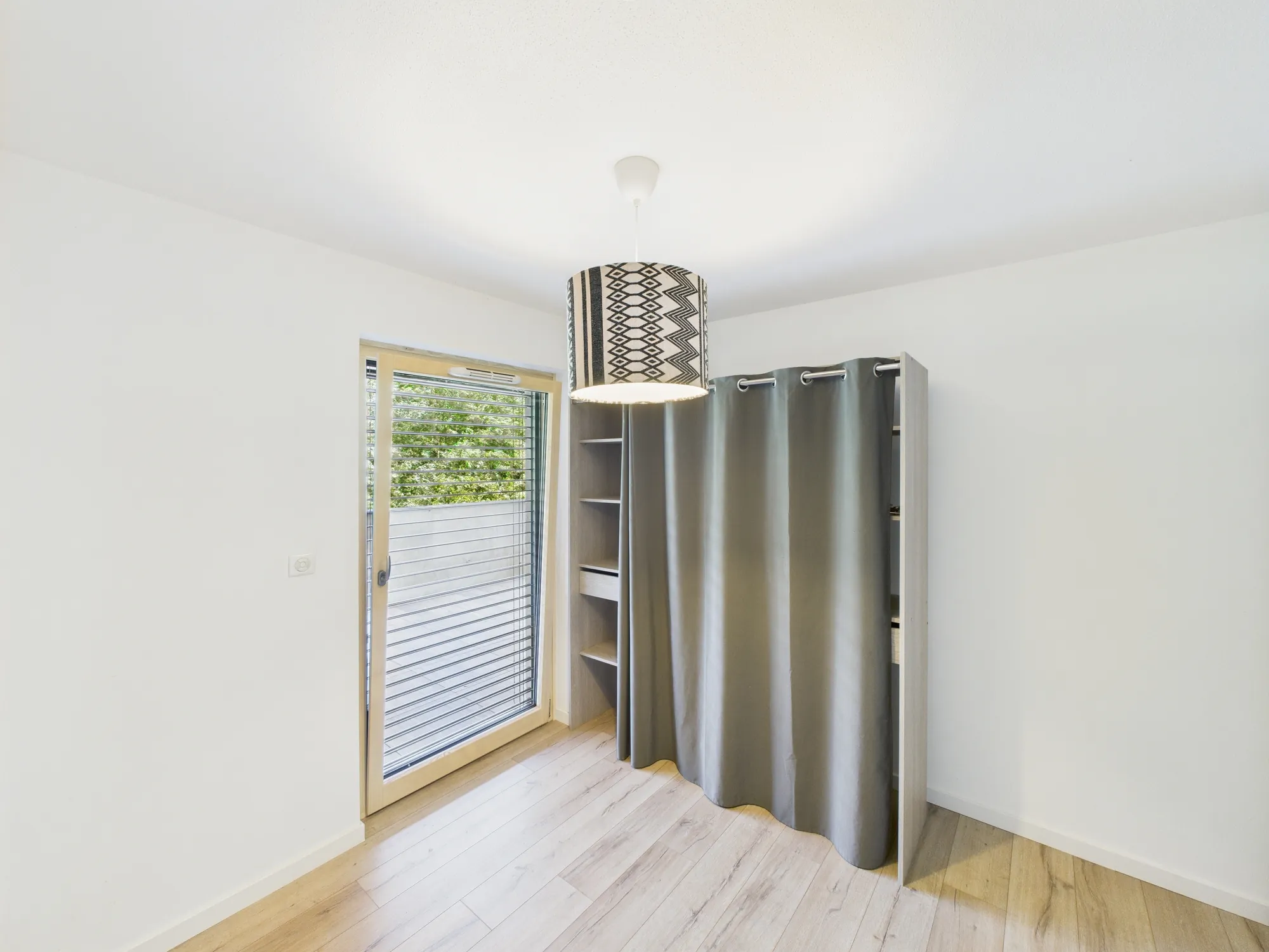 Appartement T3 de haut standing à Saint-Louis avec terrasse et garage 