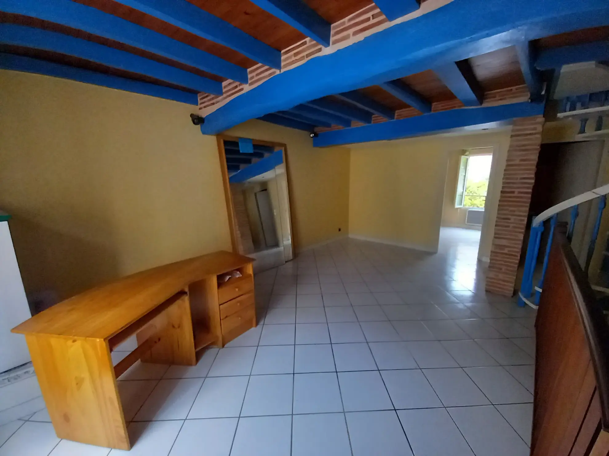 Maison de ville à vendre à Agen – 113 m² avec terrasse et cour centrale 