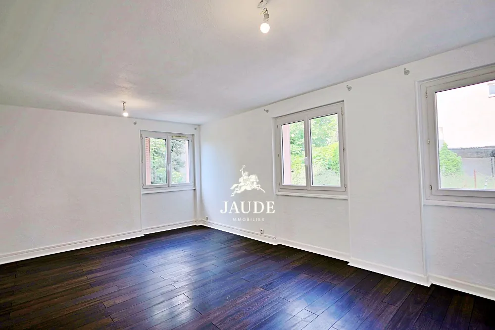 Appartement rénové de 68 m² à Chamalieres – 2 chambres et cave 