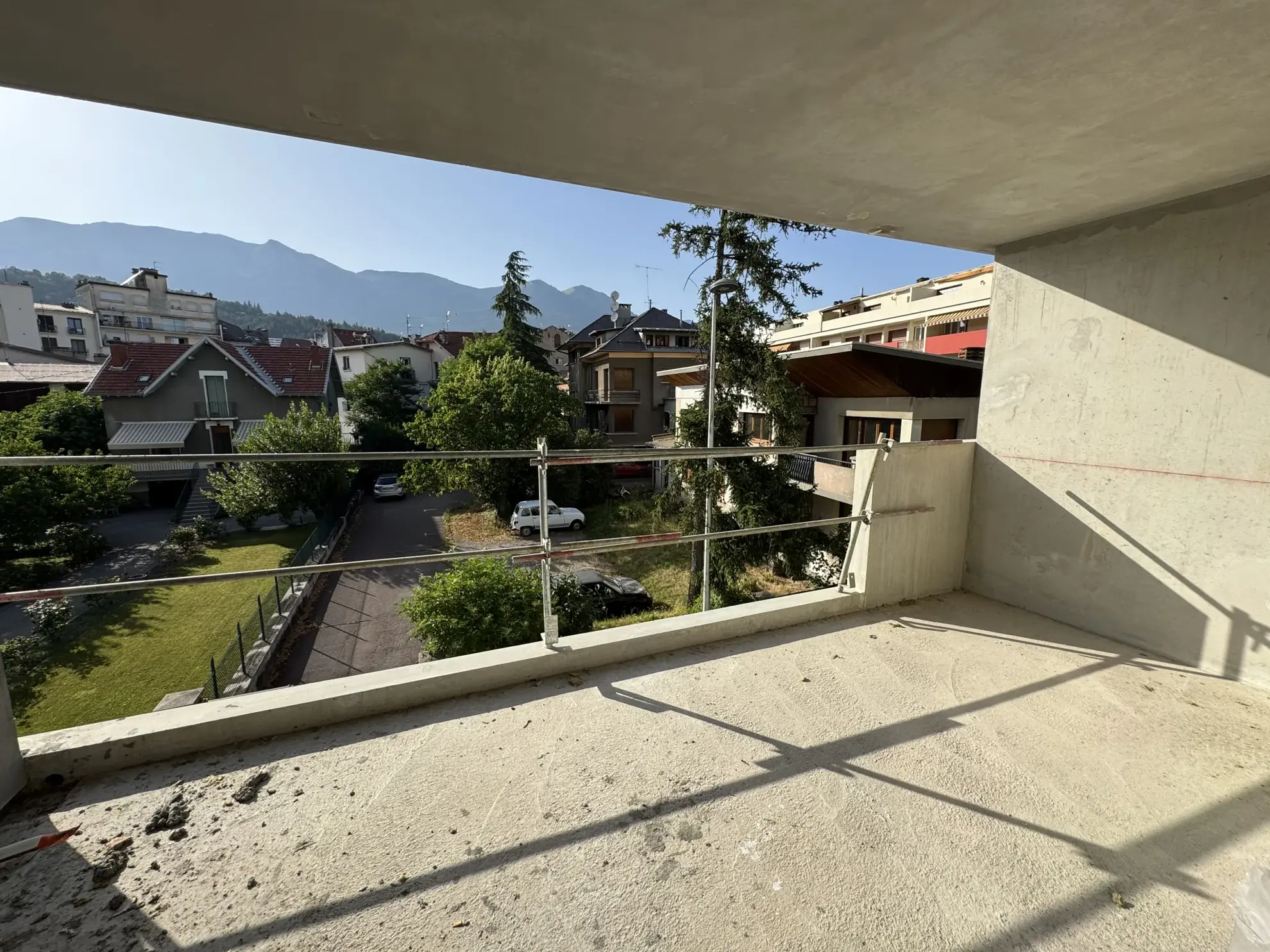 Appartement T3 neuf avec terrasse au centre de Gap 