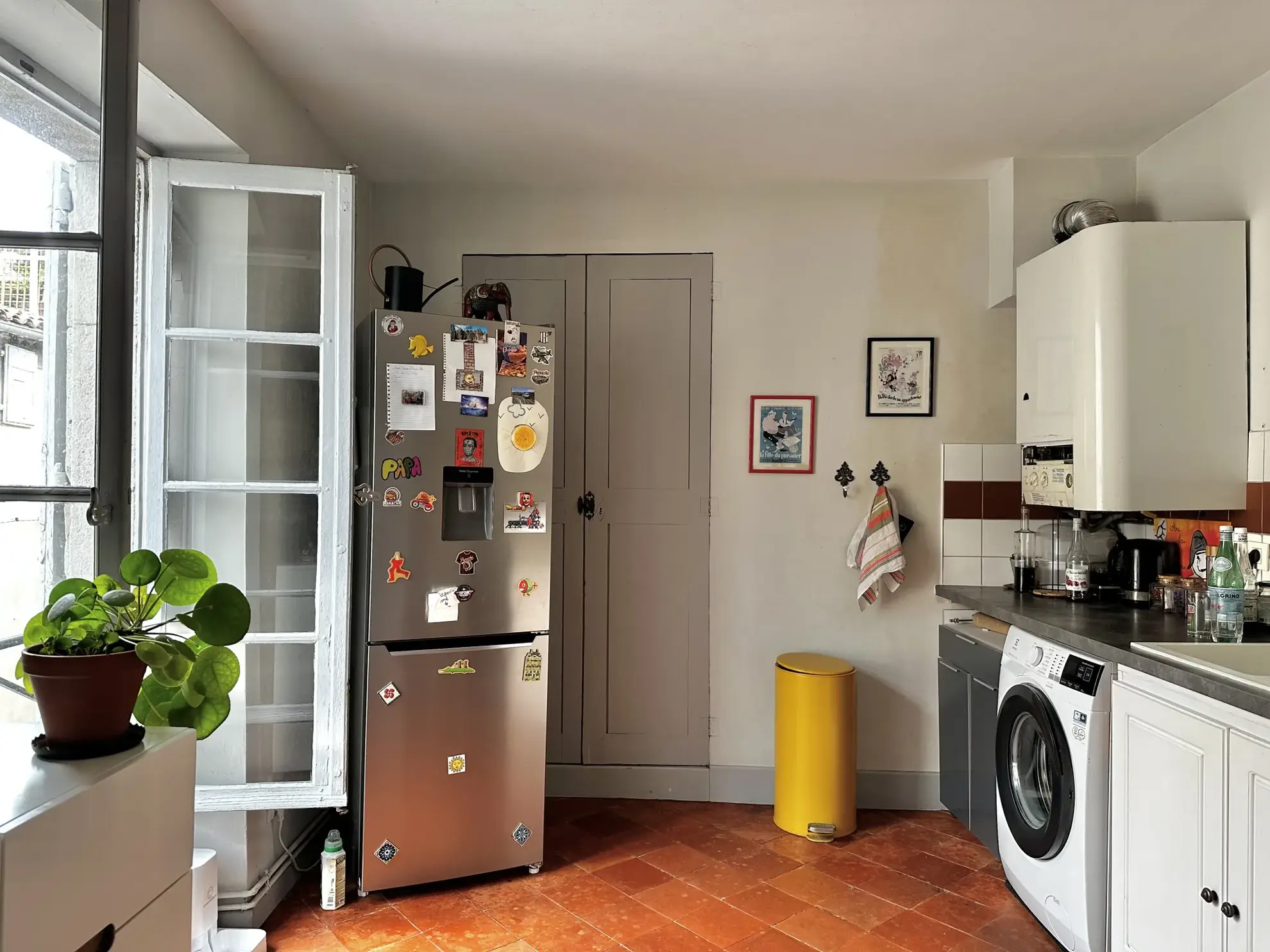 Charmant appartement duplex de 3 pièces à Carcassonne, proche commodités 