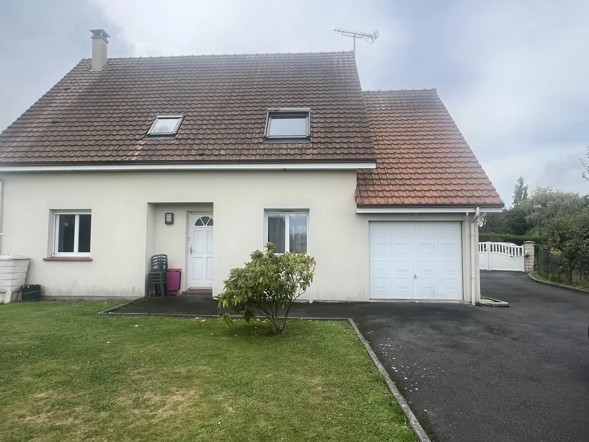 Maison 6 pièces de 111 m² avec jardin et véranda à Bourneville-sainte-croix 