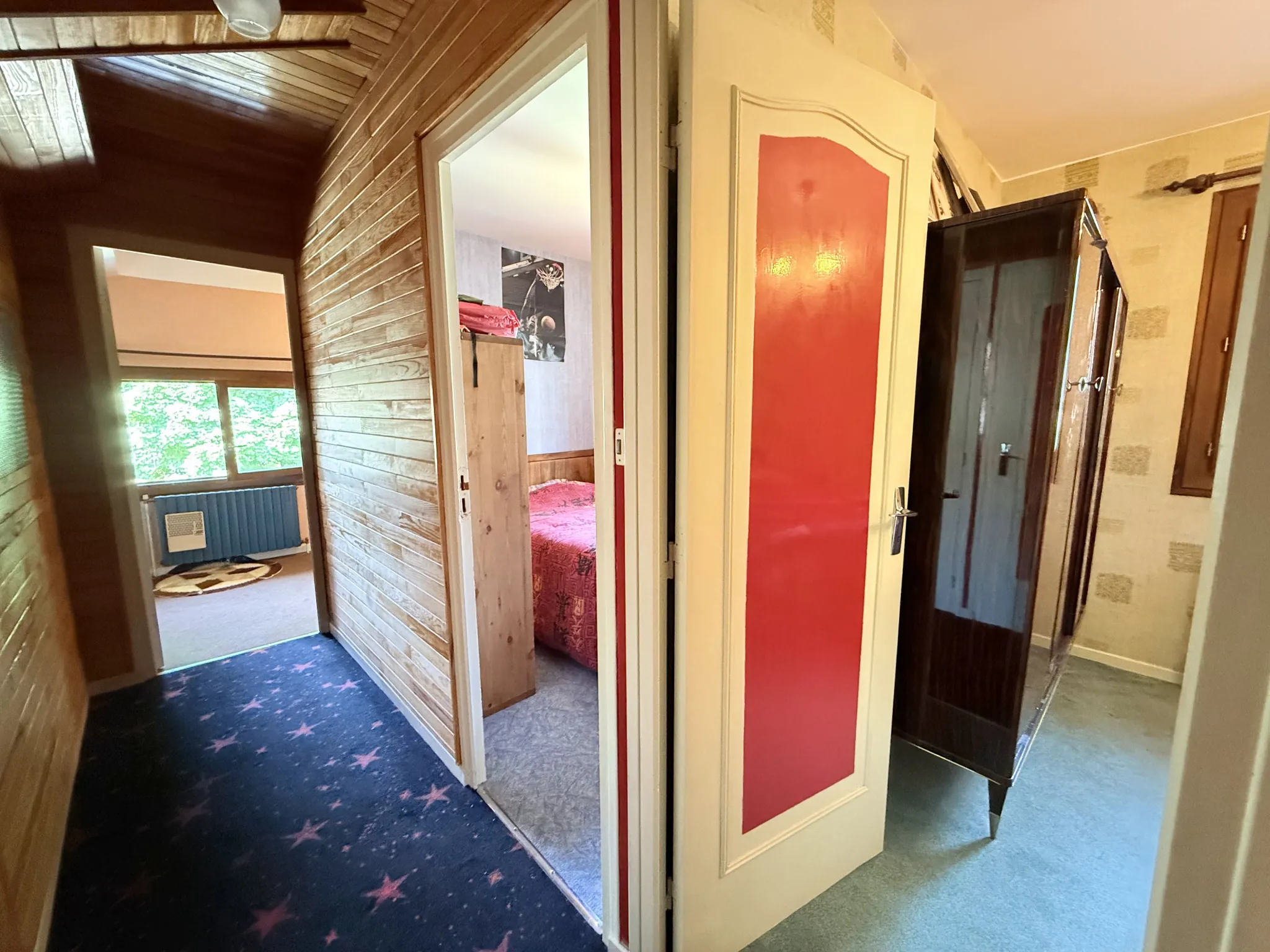 Maison à vendre à Saint-Jean-de-Maurienne avec jardin et fort potentiel 