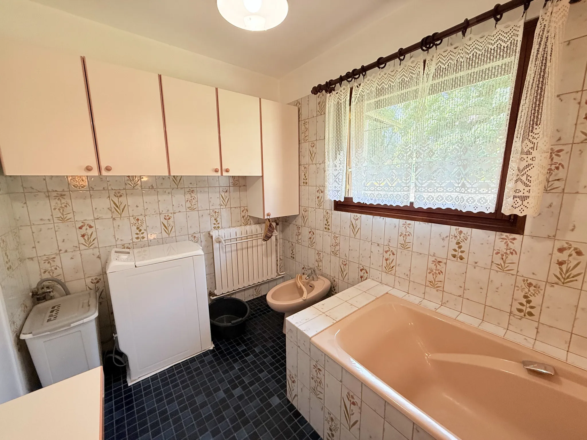 Maison à vendre à Saint-Jean-de-Maurienne avec jardin et fort potentiel 