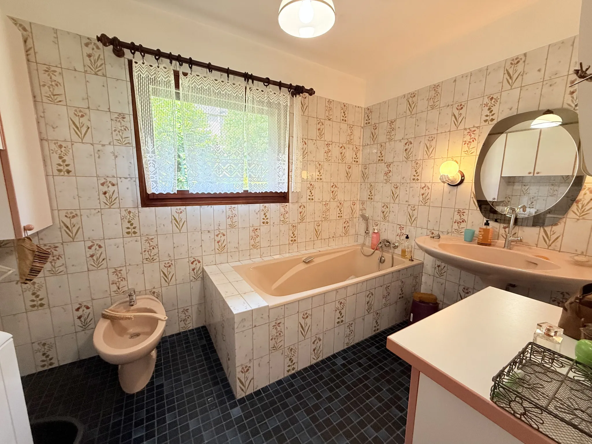 Maison à vendre à Saint-Jean-de-Maurienne avec jardin et fort potentiel 