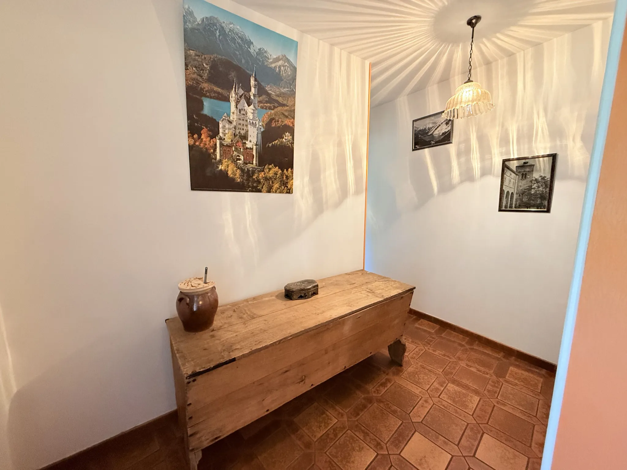 Maison à vendre à Saint-Jean-de-Maurienne avec jardin et fort potentiel 