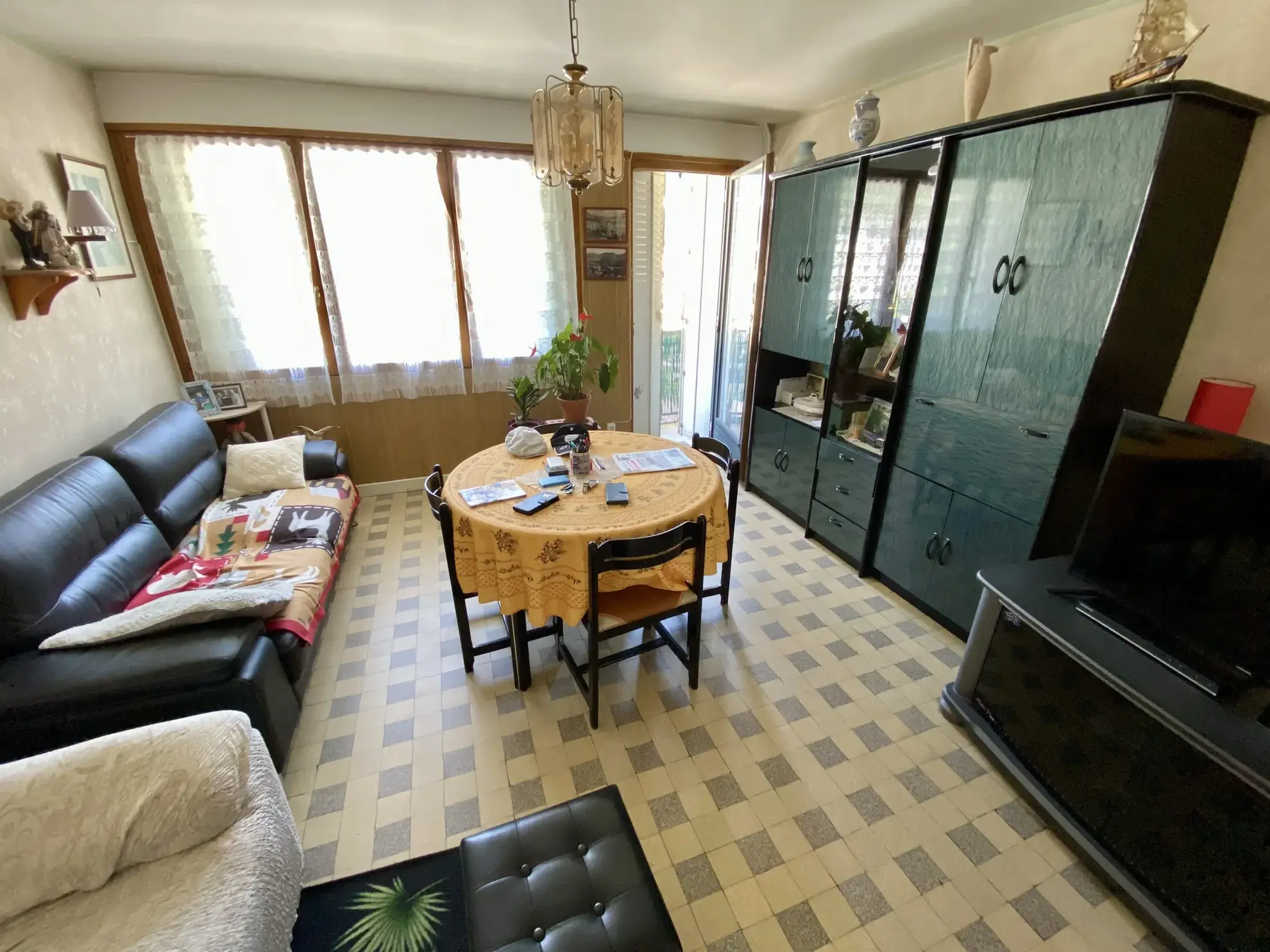 Appartement T3 à vendre à Saint-Jean-de-Maurienne - 63,45 m² avec balcon et garage 
