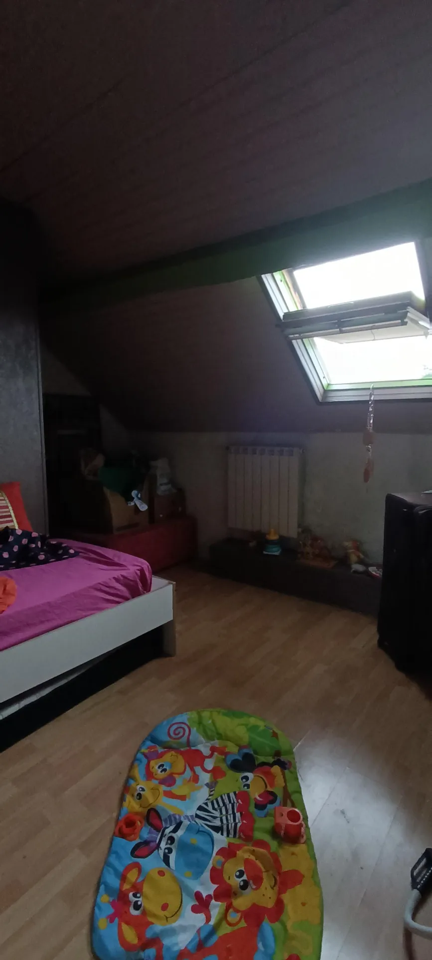 Grande maison familiale à Vierzon avec jardin et terrasse - parfait pour investissement 