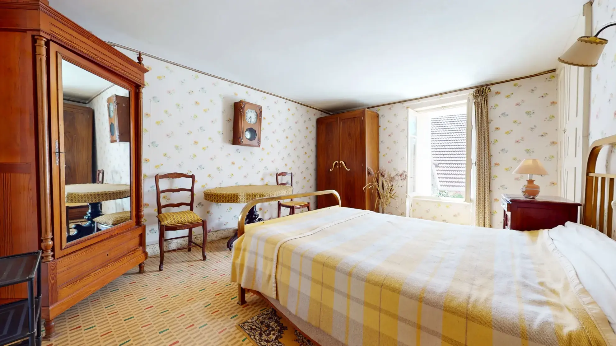 Maison en pierre à Pagney avec jardin et grange | Immobilier calme 