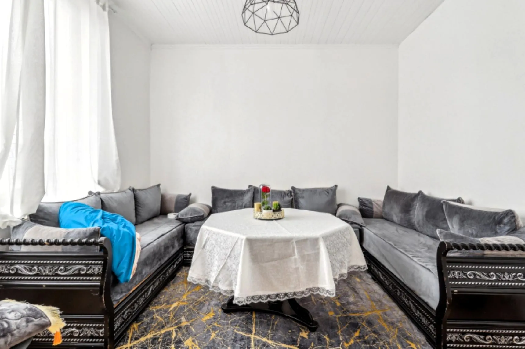 Maison à vendre à Roubaix avec 5 chambres, jardin et garage - Opportunité à saisir 