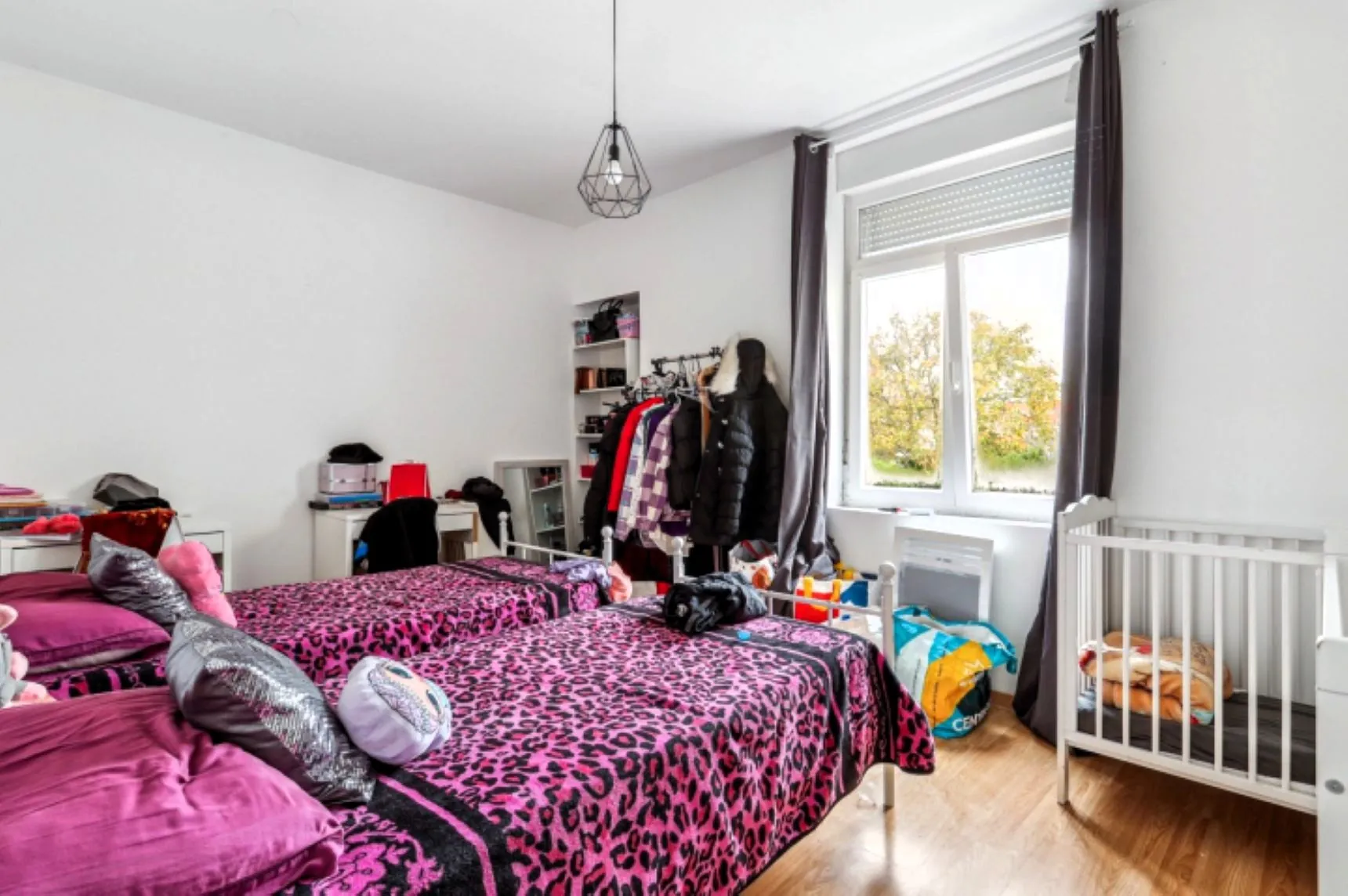 Maison à vendre à Roubaix avec 5 chambres, jardin et garage - Opportunité à saisir 