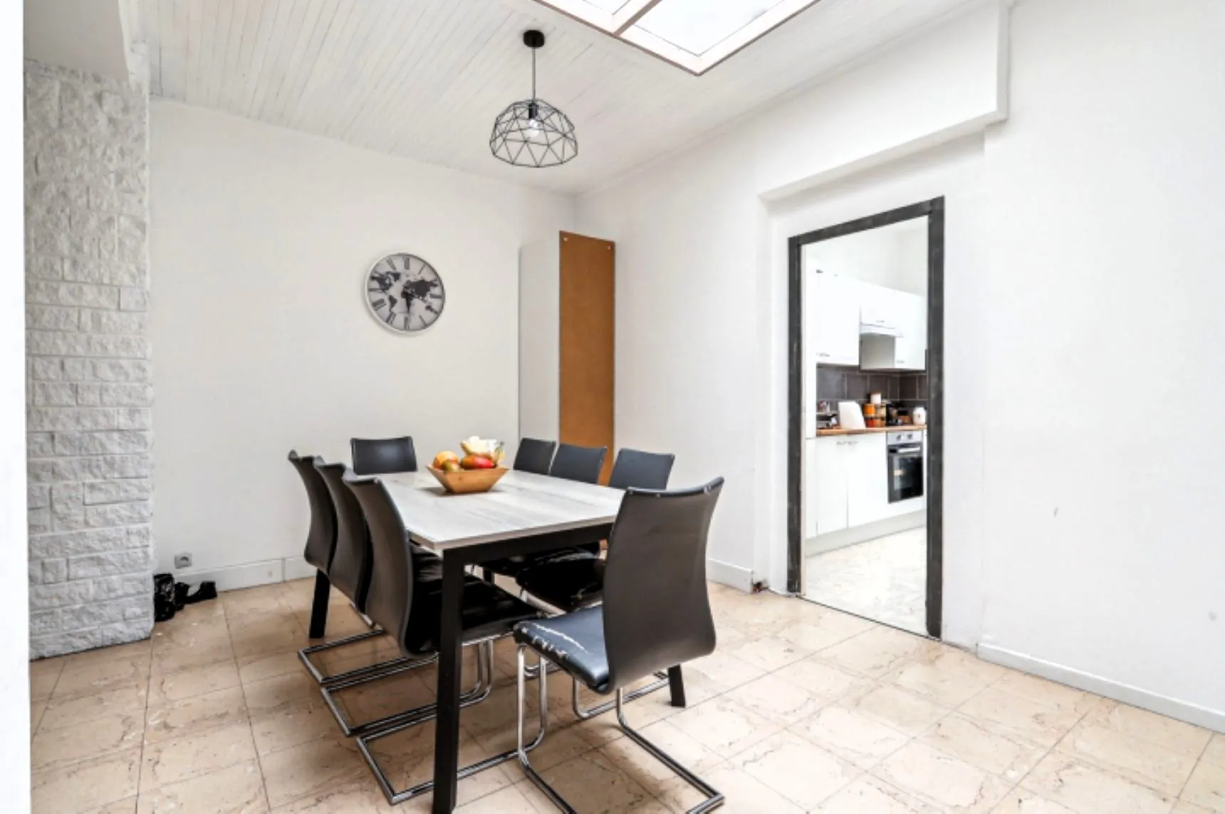Maison à vendre à Roubaix avec 5 chambres, jardin et garage - Opportunité à saisir 